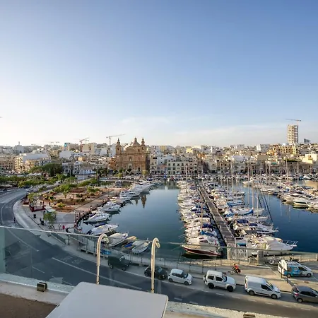 Seafront Apartment-hosted By Sweetstay Апартаменты