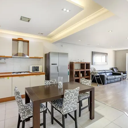 Seafront Apartment-hosted By Sweetstay Lägenhet Pietà