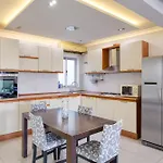 Seafront Apartment-hosted By Sweetstay * Pieta