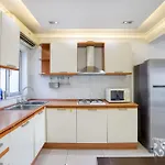 Apartment Seafront Apartment-hosted By Sweetstay *
