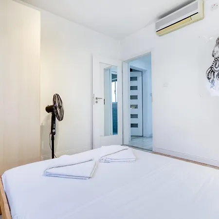 Seafront Apartment-hosted By Sweetstay Апартаменты Pieta