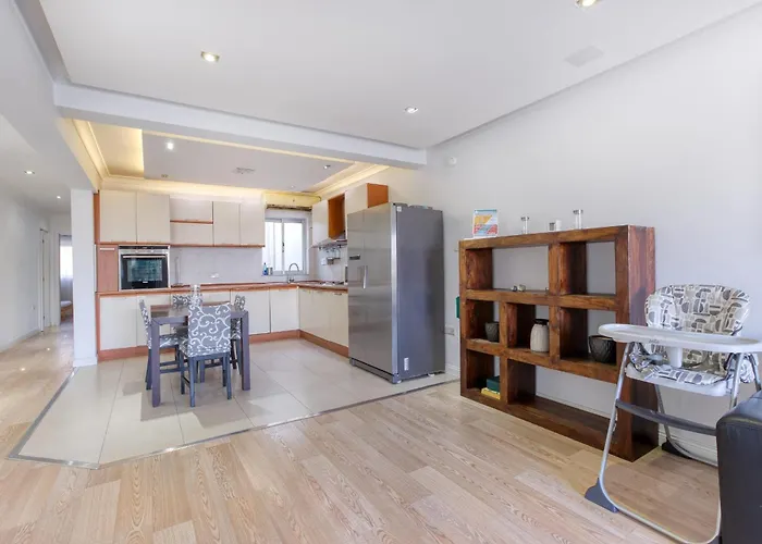 Apartamento Seafront Apartment-hosted By Sweetstay